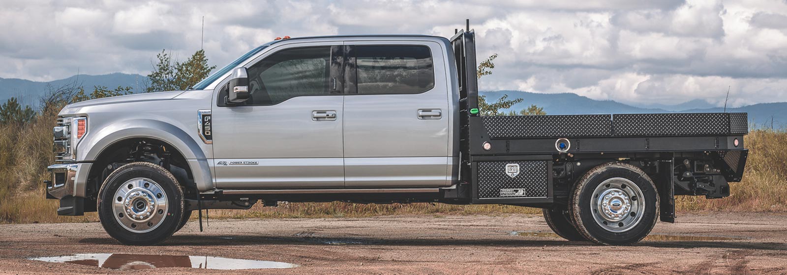 Flatbeds | Upfitter and Builder of Custom and Standard Flatbed Work